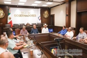 Gobierno de BCS impulsará comercialización del calamar de Mulegé para fortalecer la economía de las familias pesqueras