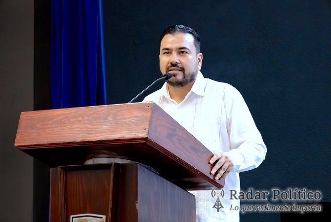 Destina XV Ayuntamiento de Los Cabos 3 millones de pesos a becas deportivas