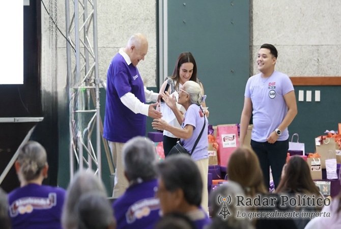 Reconoce Gobernador a personas adultas mayores en cuarta edición de “Abueleando”