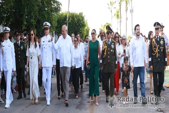 Refrenda Gobernador valores de identidad nacional en el 216 aniversario del inicio de la Independencia de México