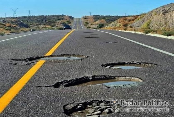 DIGO / ¿Y LOS BACHES PA´CUANDO?
