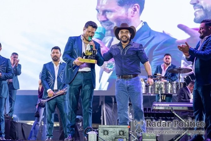 Inaugura alcalde Christian Agúndez las Fiestas Tradicionales de Cabo San Lucas 2026