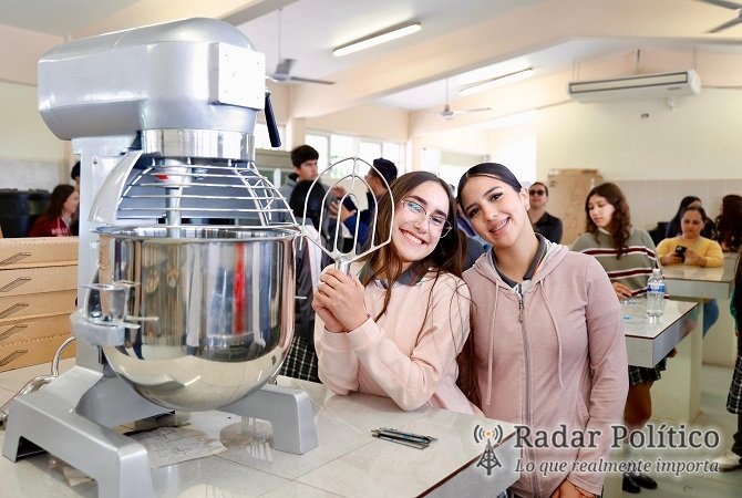 Ampliará CECyTE BCS la oferta educativa con siete talleres durante el ciclo escolar 2025-2026