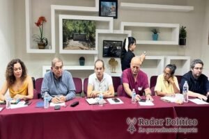 Realiza Dirección Municipal de Educación mesa de trabajo con directivos de nivel básico