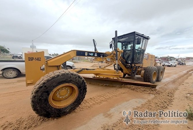 Refuerza Ayuntamiento de Los Cabos trabajos de desazolve y rehabilitación vial tras lluvias