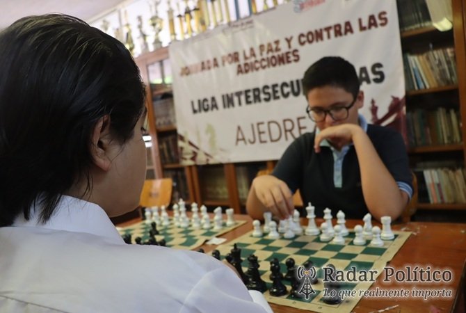 Participan más de 40 mil estudiantes de secundaria de BCS en Jornada por la Paz y contra las Adicciones