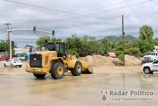 Atiende Ayuntamiento de Los Cabos afectaciones por paso del ciclón tropical “Simón”